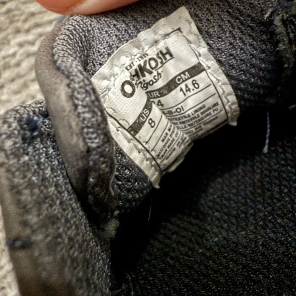 OshKosh B’gosh Gray Dress Shoes‎ Boys Size 8 Leather Look Casual Oxford
